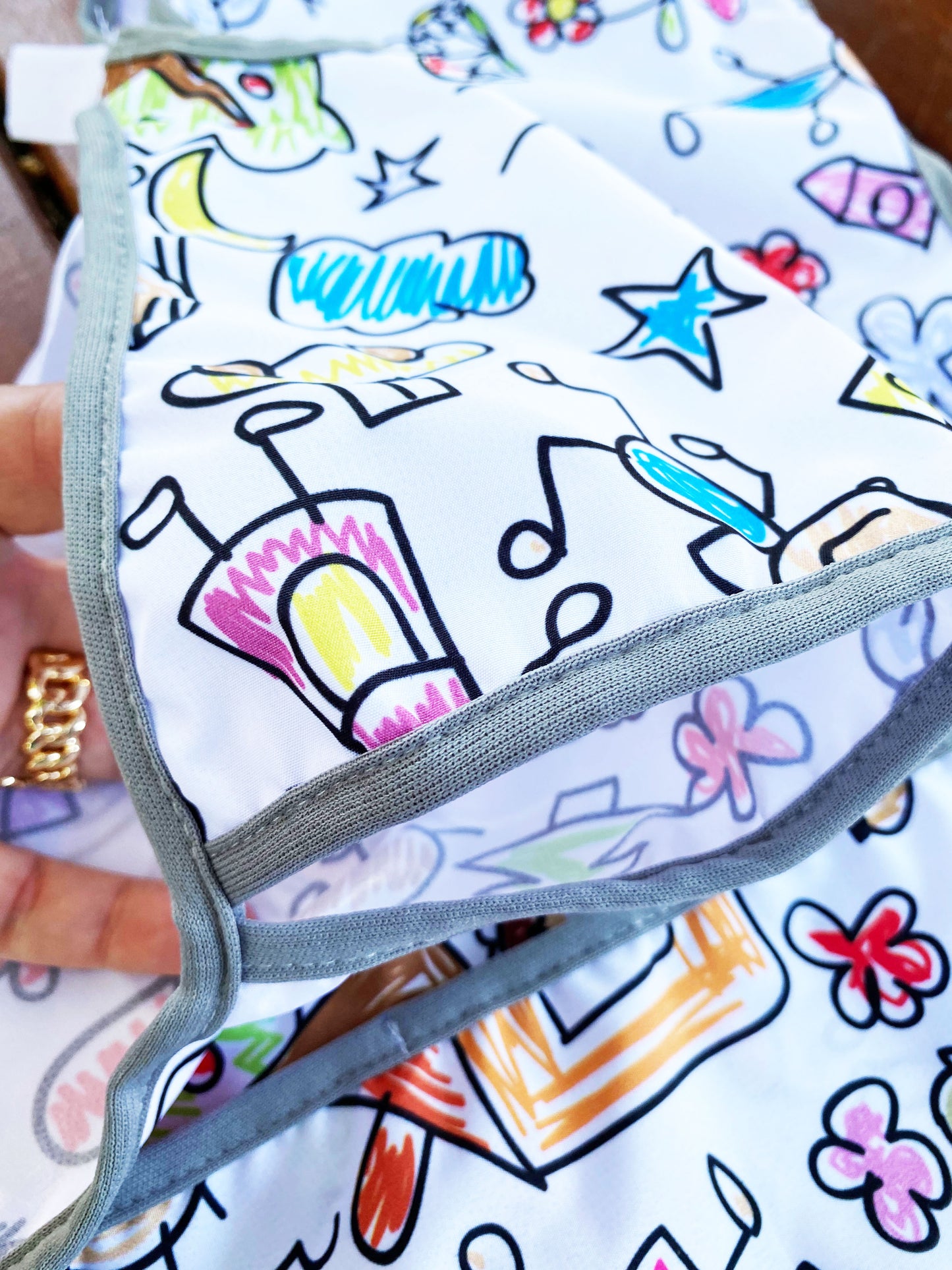 1-3 Yaş, Family, Sıvı Geçirmeyen, KISA Kollu, Cepli, Cırtlı Mama Önlüğü, Önlük, Çok Amaçlı Beslenme Önlüğü